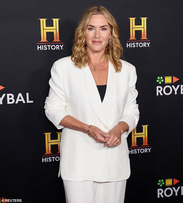 1726951096 343 Kate Winslet is the epitome of chic as she steps