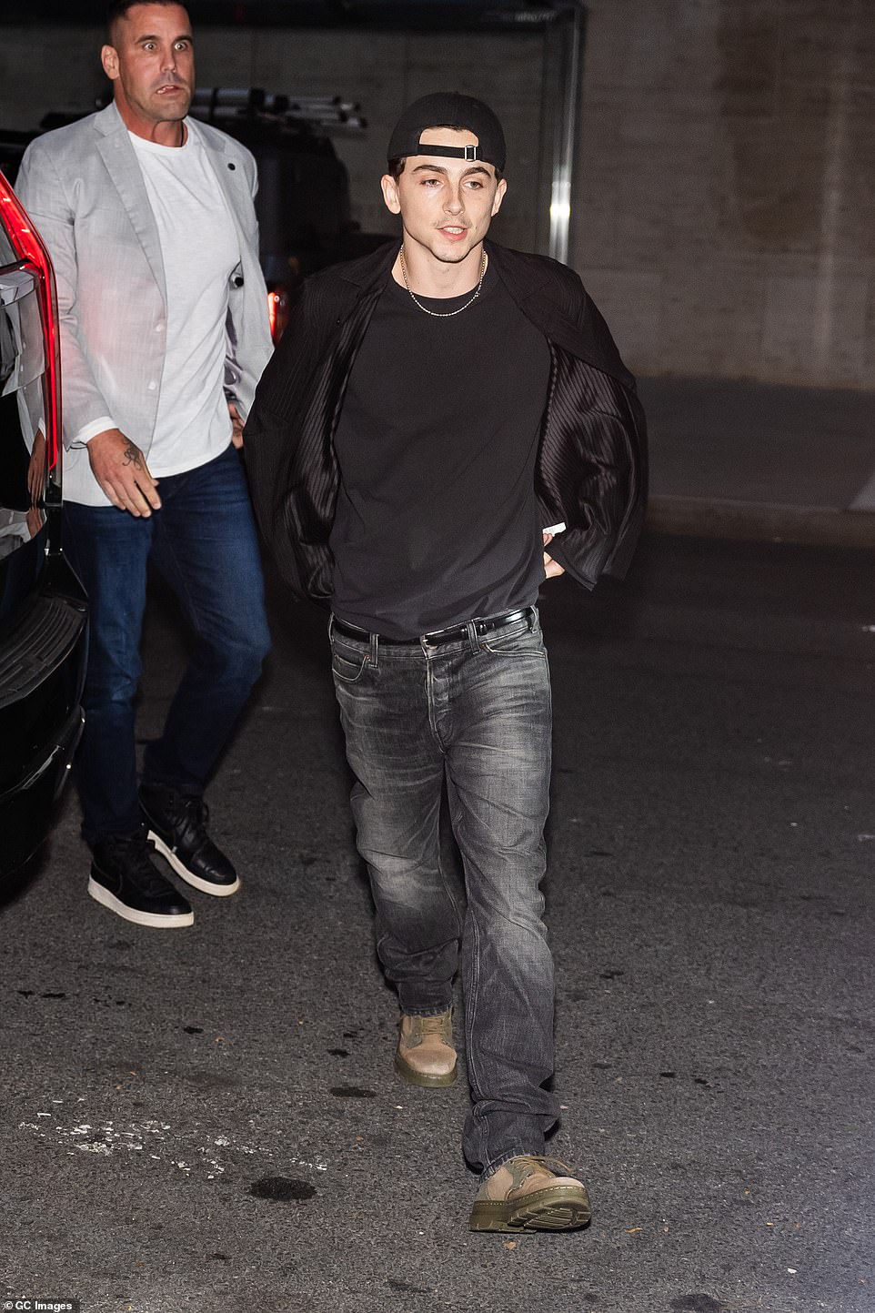 Later, Timothee Chalamet was seen arriving at the location wearing a black jacket and t-shirt, paired with dark jeans