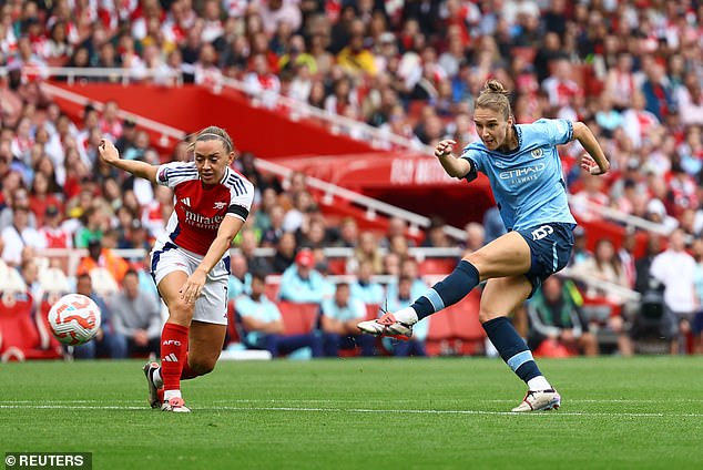 Miedema scored with a convincing shot to initially bring Man City level with Arsenal