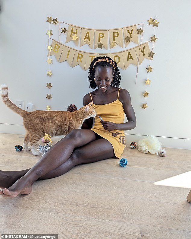 The actress also had a special blue birthday hat for her four-legged friend, as well as some crinkle toys