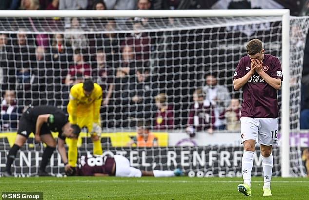 Hearts' 2-1 defeat at St Mirren on Saturday was the club's eighth straight defeat