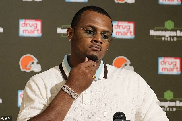 Cleveland Browns quarterback faces sexual misconduct lawsuit from Houston woman