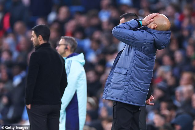 Without Rodri, Pep Guardiola's (right) team lost