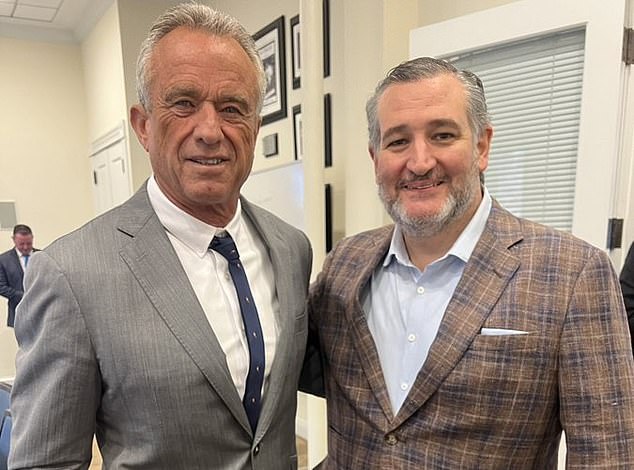 Republican Sen. Ted Cruz (R) also posted a photo with Robert F. Kennedy Jr. (L) amid the sexting scandal. Kennedy dropped out of the presidential race last month and endorsed the GOP candidate, former President Donald Trump