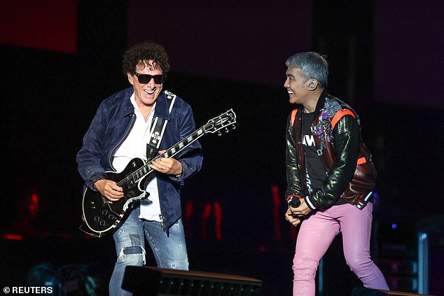 Journey guitarist Neal Schon left an encouraging message for Pineda in the thread