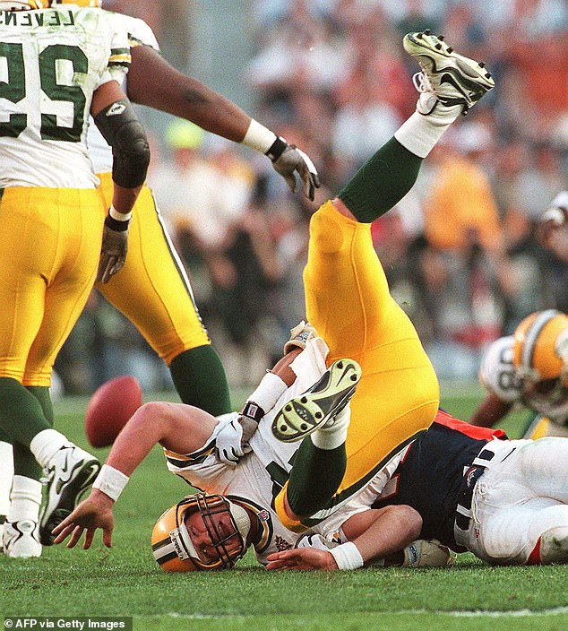 Packers quarterback Brett Favre gets sacked by Denver Broncos defensive back Steve Atwater