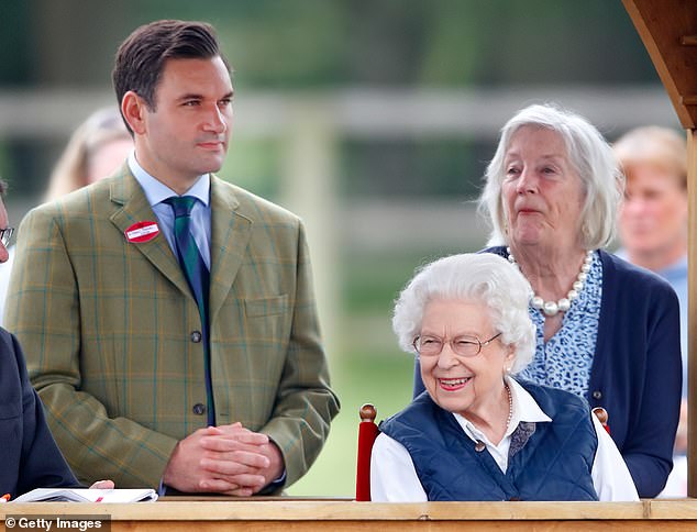 Lieutenant Colonel Tom White with the Queen at the Royal Windsor Horse Show in 2021