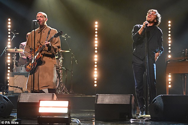 All were later treated to a performance by English-Italian acoustic singer Jack Savoretti (right) with Wirral's Miles