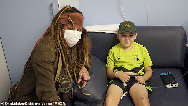 They concluded: 'From Osakidetza, and especially from all the staff of Donostia University Hospital, we would like to express our infinite gratitude to Johnny Depp for his time'