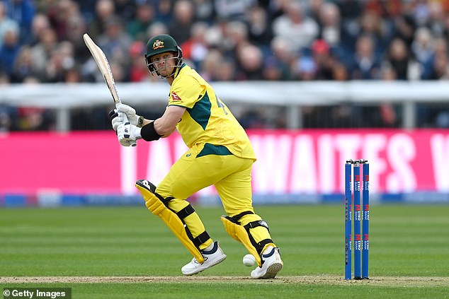 Steve Smith's departure marked the beginning of the collapse of Australia's middle order as he was dismissed for just five runs