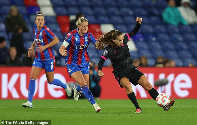 Guro Reiten scored two goals in the space of sixteen minutes to put Chelsea further ahead