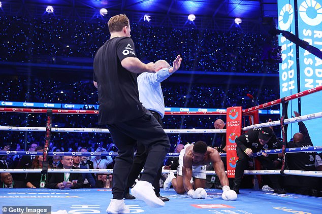 Joshua's trainer Ben Davison was the first to enter the ring after last weekend's knockout, but his advice in the corner beforehand may have confused Joshua