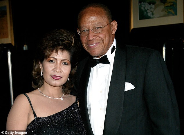 Wilson and his wife at the 2002 Los Angeles Press Club awards ceremony