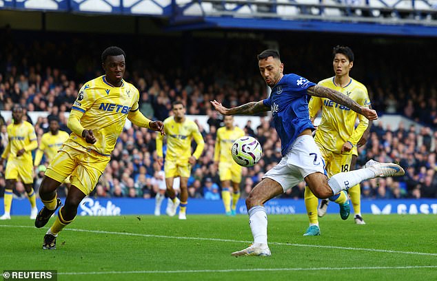 McNeil added a second for the Toffees a few minutes later, scoring from close range