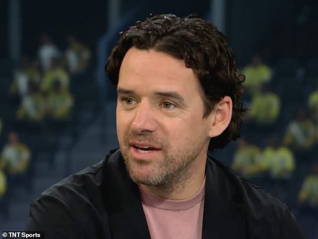 But Owen Hargreaves believes Liverpool should sign a replacement for Gravenberch