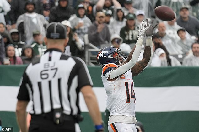 Broncos receiver Courtland Sutton scored the game's only touchdown in the third quarter