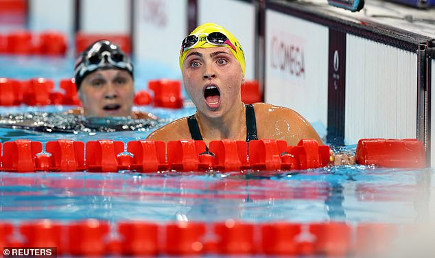 Australia's Alexa Leary celebrates her victory in the S9 freestyle final at the Paris Paralympics