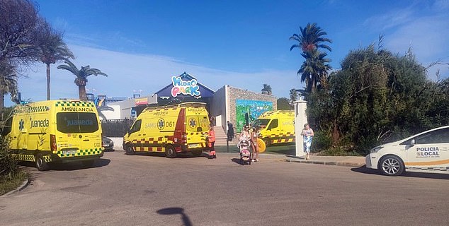 The Spanish press reports that the incident took place in the Hidropark water park in Alcudia (photo)