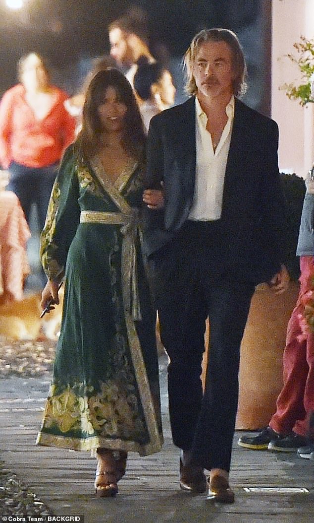 Chris Pine and his mystery girlfriend were spotted enjoying an idyllic date night in Portofino, Italy this week