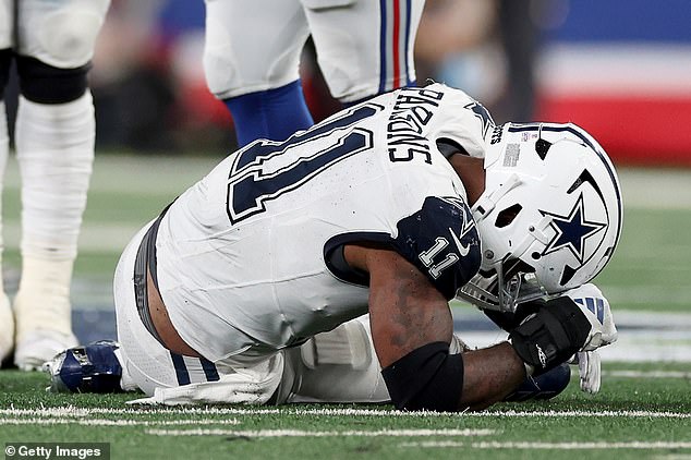 Micah Parsons was injured in the fourth quarter of the Cowboys game against the Giants