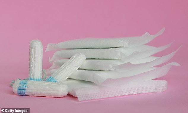 Reviews have shown that tampons and other menstrual products, such as menstrual underwear, contain heavy metals