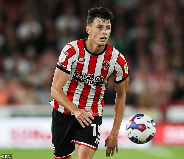 Sheffield United defender Anel Ahmedhodzic has announced he has cut ties with his father