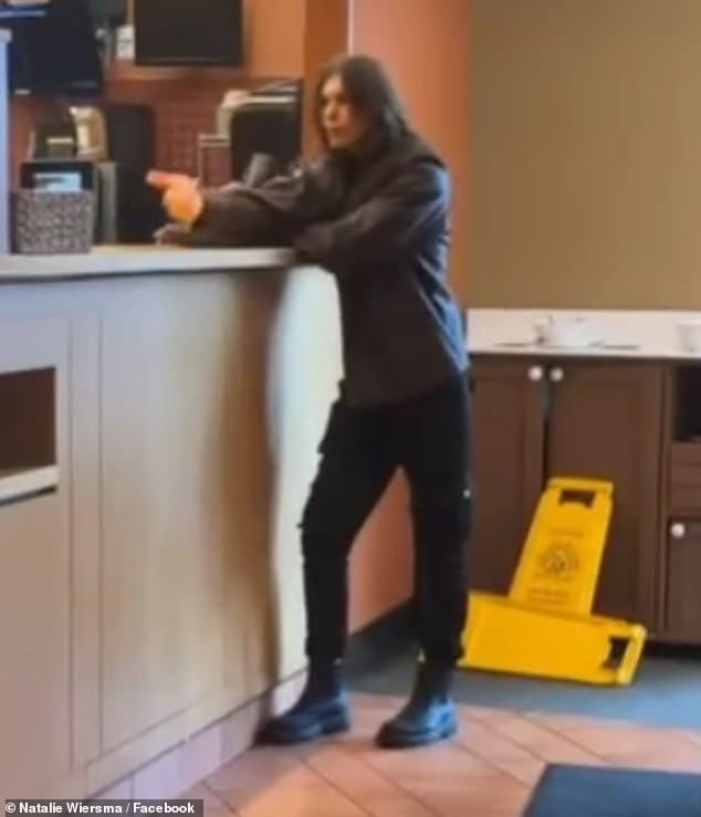 Frantic Panera Staff Fight Customer With A Pan After Wild Outburst In