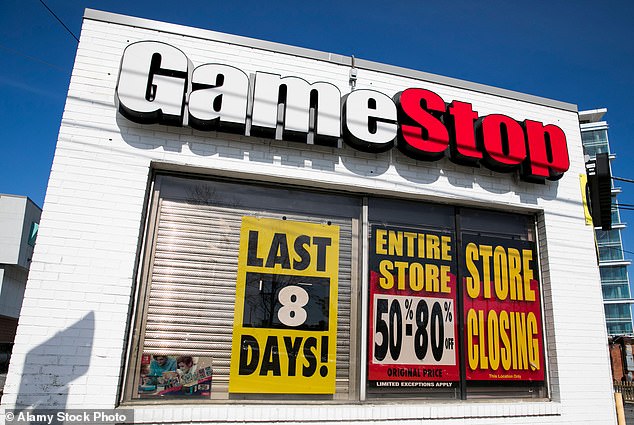 GameStop plots mass store closures after shutting 300 locations in