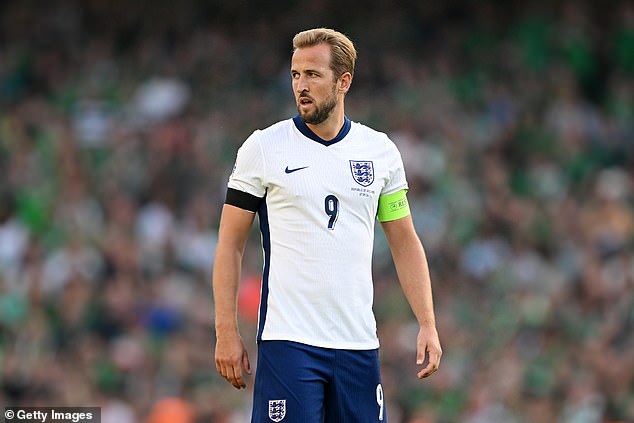 Harry Kane presented with special gold cap before England take on Finland