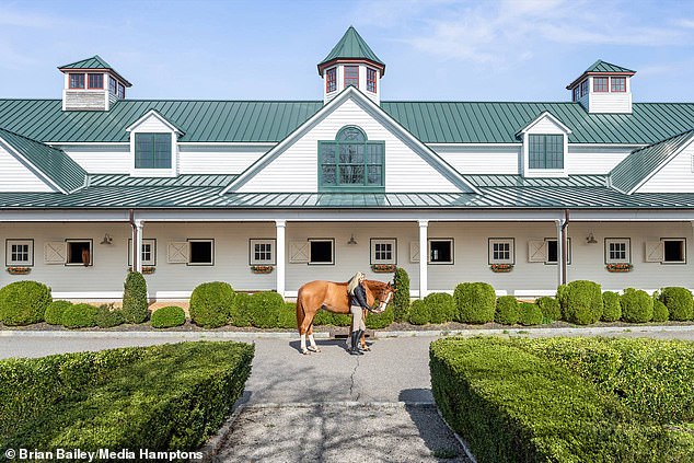 Take a look at the beautiful equestrian estate where Ralph Lauren kicked off fashion week