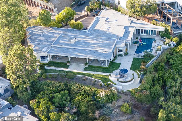 The multi-million dollar home is estimated to cost AU$272,000 (US$186,150) a month and Kyle has been showing off what the Beverly Hills home looks like on his Instagram in recent days