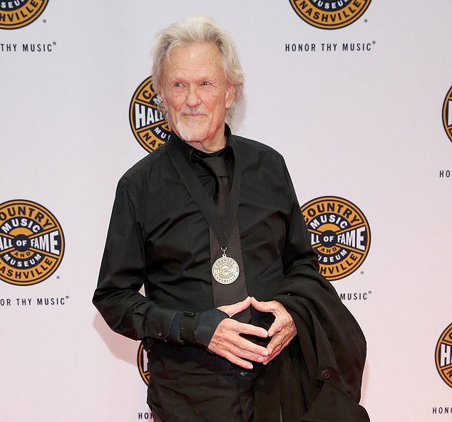 Kris Kristofferson, who passed away on Sunday, September 29 at his home in Maui, Hawaii, revealed in a 1998 interview with People that he never thought he would be over 30; it is seen in Nashville, Tennessee in October 2017