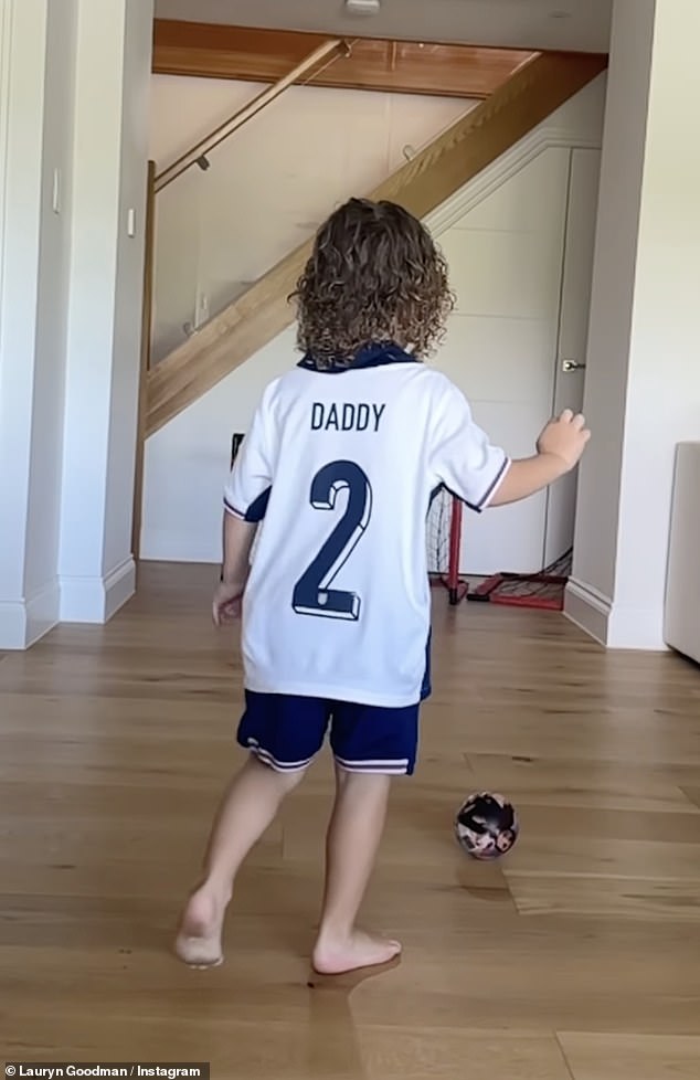 Kyle Walker Denies Buying THOSE 'Daddy' England Kits For The Two ...