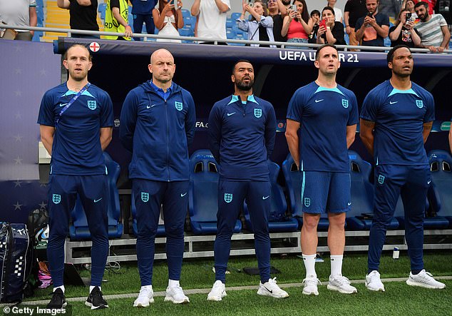 Lee Carsley's refusal to sing the national anthem is a betrayal and the FA should sack him