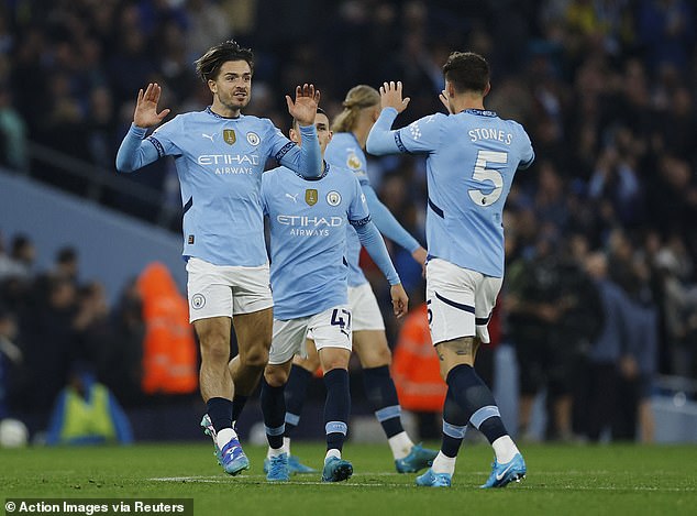 Manchester City secured a late comeback against 10-man Arsenal in a dramatic clash between the two title rivals