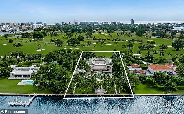 Amazon founder Jeff Bezos had just bought the house on the left for $68 million when he made an offer on the house next door, which was listed for sale in May of last year for $85 million