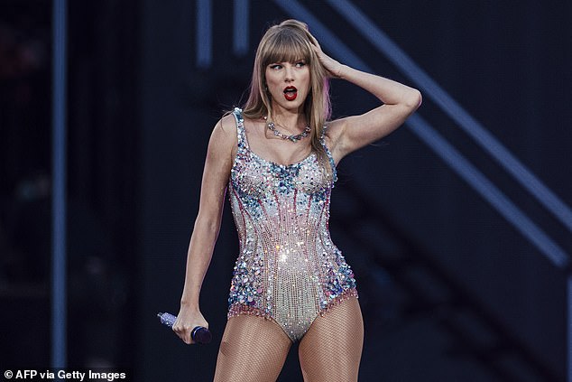 Prospective concertgoers who had their Ticketmaster accounts hacked and Taylor Swift tickets stolen are coming forward to blame the company for poor security and a slow response