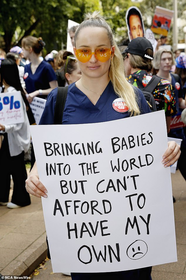 NSW nurses and midwives demanding a 15 per cent pay rise have declared they will 'rise up and fight' in their escalating pay dispute