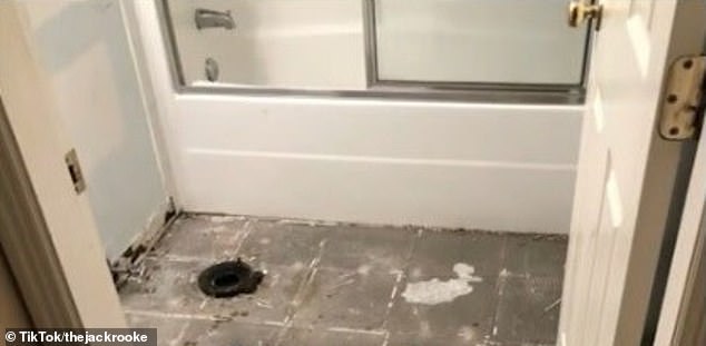 Olivia was shocked when she came home from work the next day to find her toilet missing