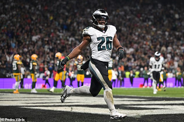 Saquon Barkley scored three touchdowns as the Eagles defeated the Packers in Brazil on Friday