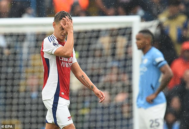 Leandro Trossard was sent off during Arsenal's 2-2 draw with Manchester City