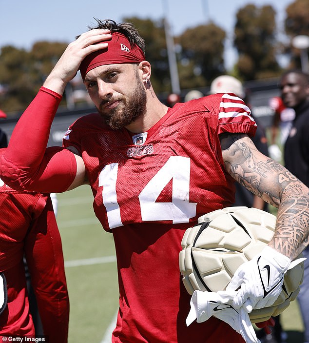 According to KGO-TV, San Francisco 49ers rookie Ricky Pearsall was shot during a robbery in the city's Union Square.