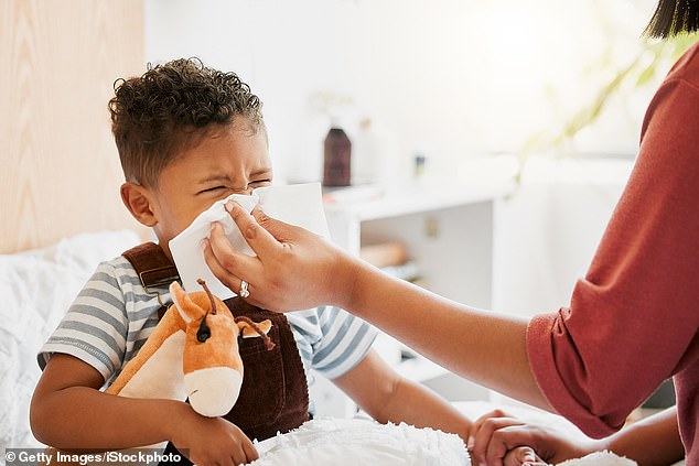 A study has found that simple saline nose drops can shorten the duration of a cold in children by two days and reduce further transmission.