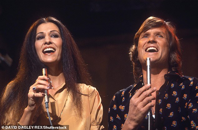 The duo shared a pair of Grammys for their collaborations: in 1974, for Best Country Vocal Performance by a Duo or Group for From the Bottle to the Bottom; and in 1976, in the same category for Lover Please