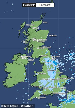 Areas where the aurora are expected will avoid rain tonight