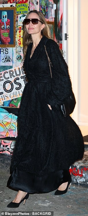 The actress looked chic as ever in an all-black look