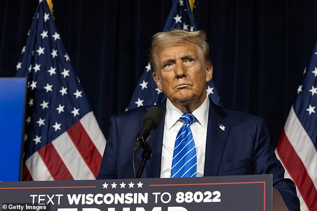 Donald Trump speaks at a press conference at the Discovery Center, Milwaukee, on October 1