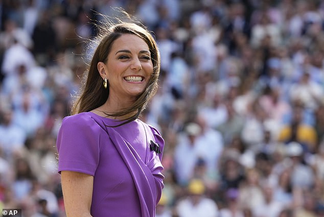 Princess Kate received a standing ovation at the 2024 Wimbledon men's finals, where she presented Carlos Alcarazy with the winner's trophy