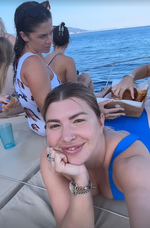 Judging from her Instagram Story, the group appeared to enjoy a boat ride as they headed out to watch the sunset