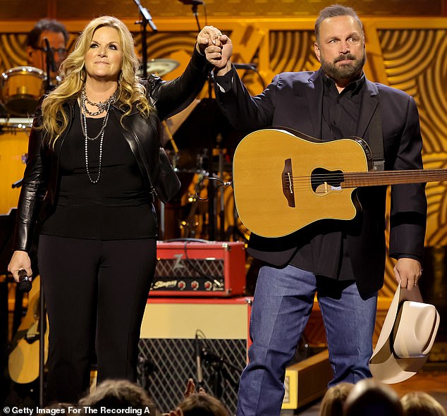 Brooks and Yearwood are pictured at a Grammy tribute to Paul Simon at the Hollywood Pantages Theater in April 2022